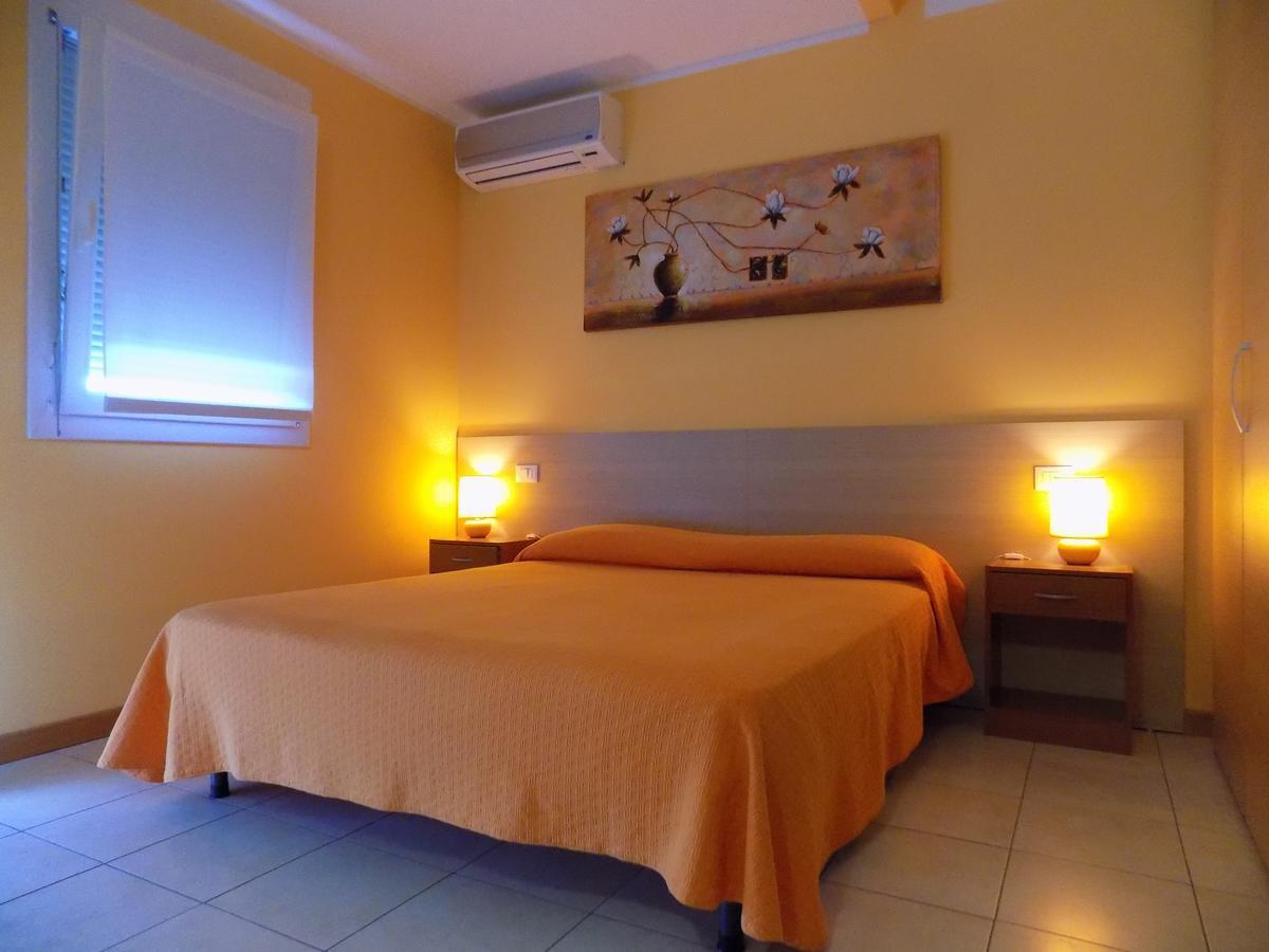 Hotel Residence Sole Fontanafredda Екстериор снимка