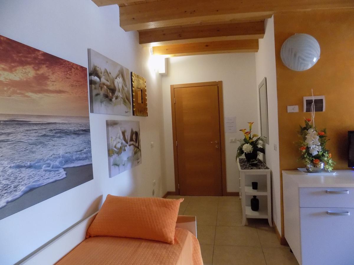 Hotel Residence Sole Fontanafredda Екстериор снимка