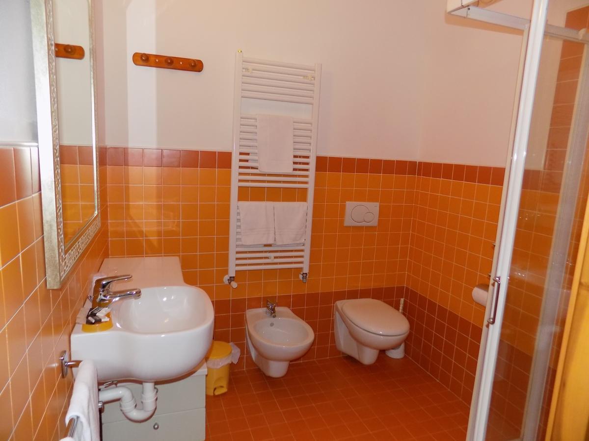 Hotel Residence Sole Fontanafredda Екстериор снимка