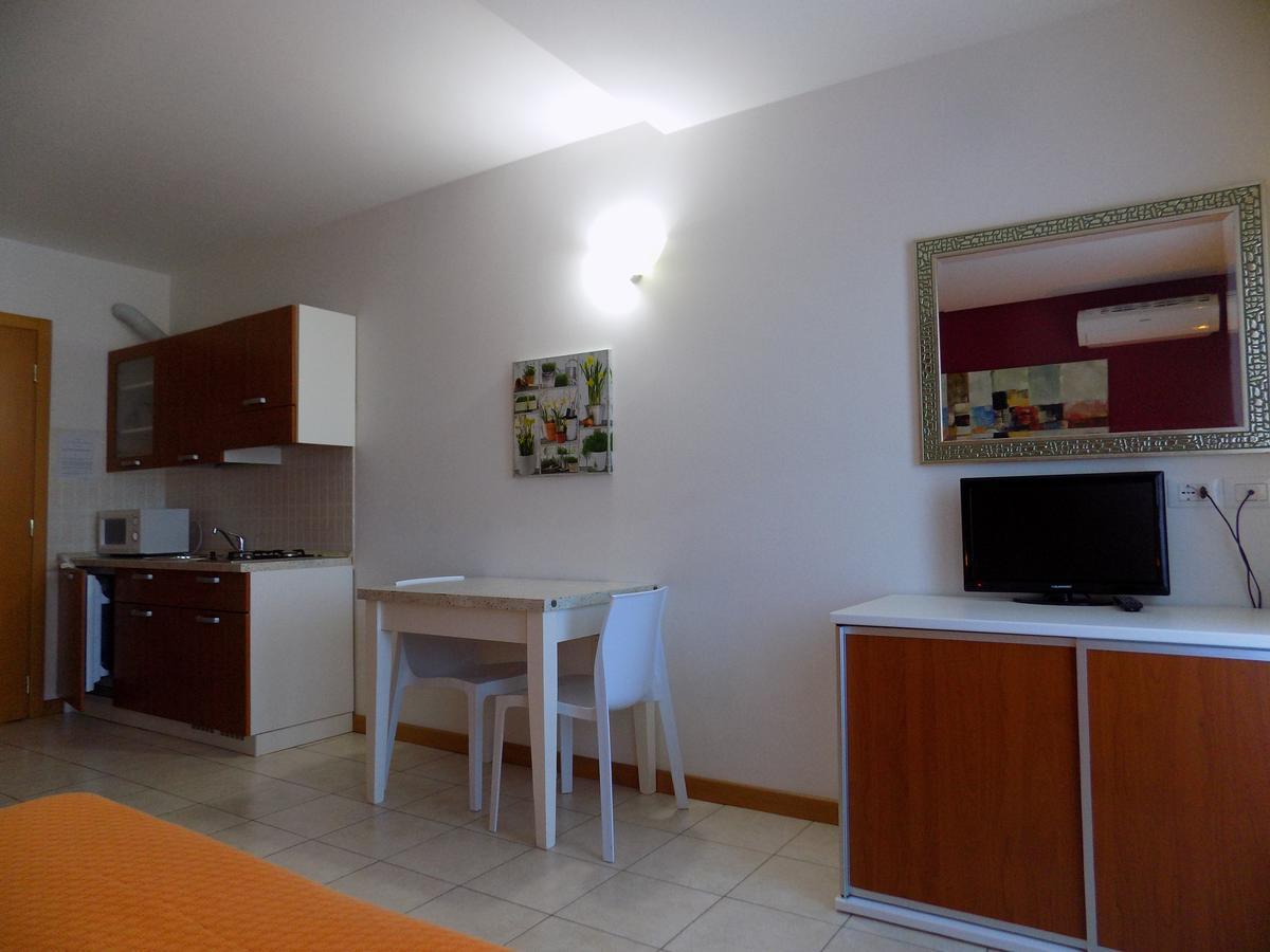 Hotel Residence Sole Fontanafredda Екстериор снимка