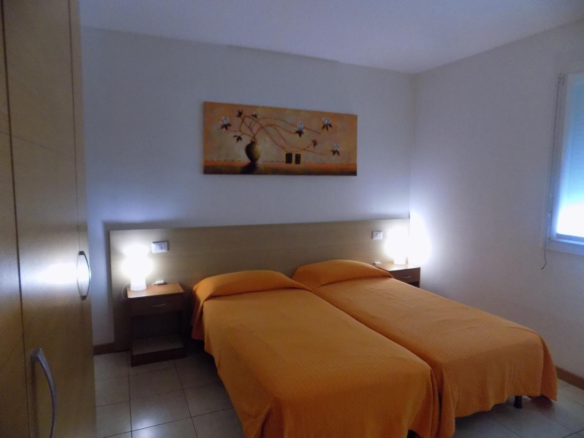 Hotel Residence Sole Fontanafredda Екстериор снимка