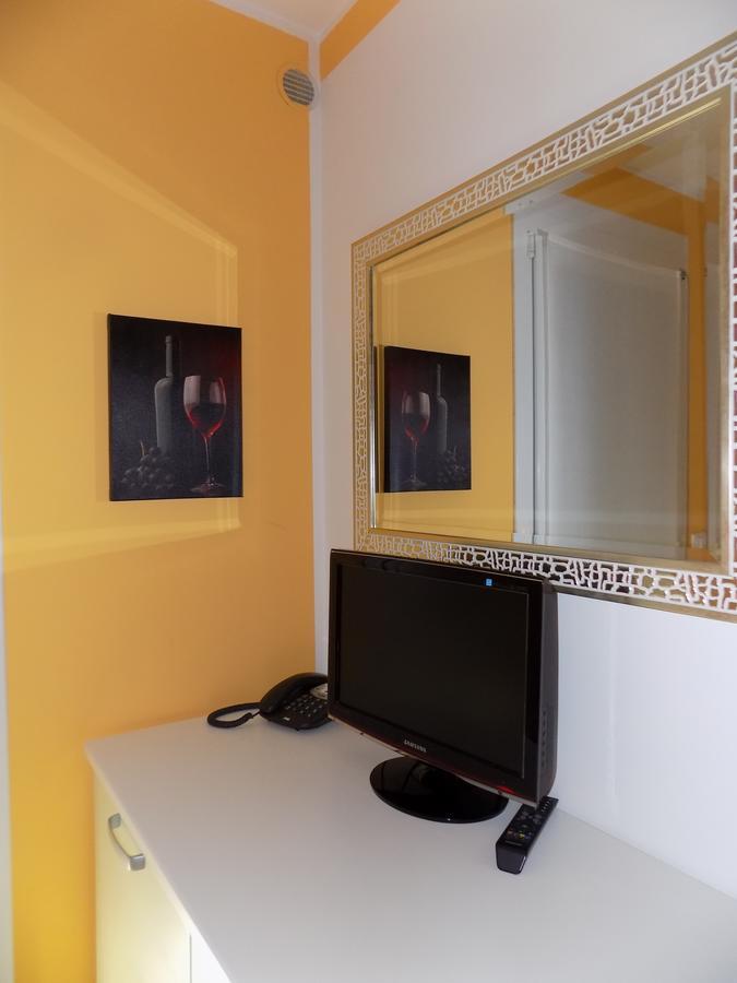 Hotel Residence Sole Fontanafredda Екстериор снимка
